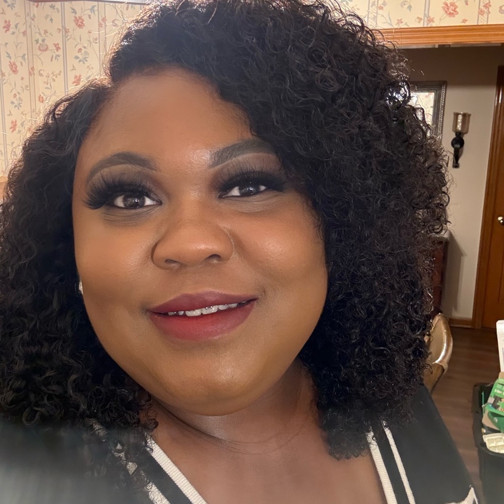 Meet your Posher, Tierra